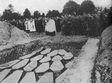 Burial of victims from the Lusitania